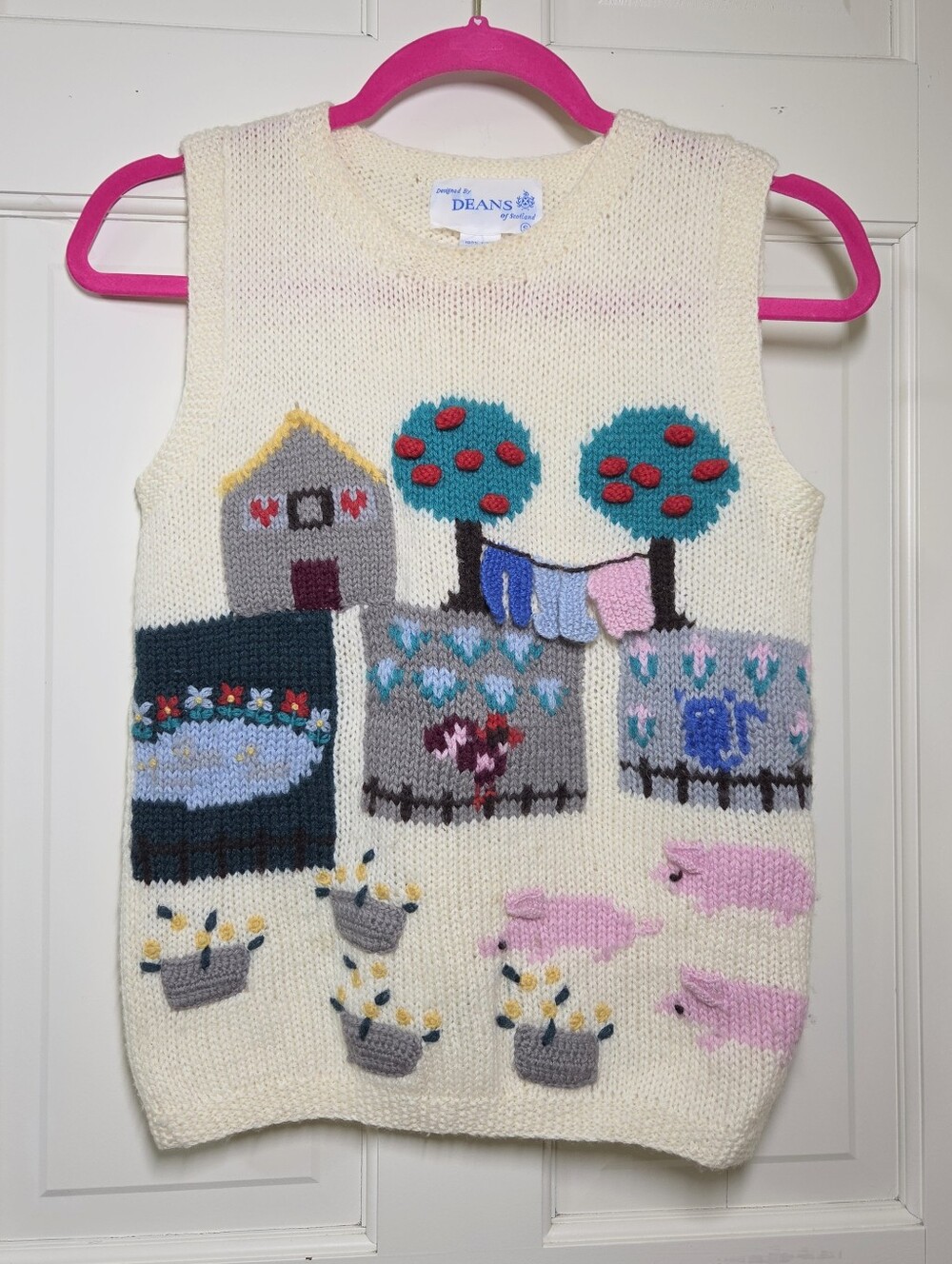 Vintage Deans Of Scotland Whimsical 3D Sweater Vest Cottage Farm Pigs, Size S